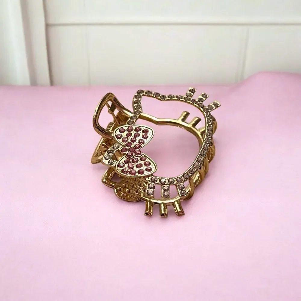 ⭐️3/$25⭐️ Hello Kitty Pink And Clear Gold Tone Rhinestone Hair Clip